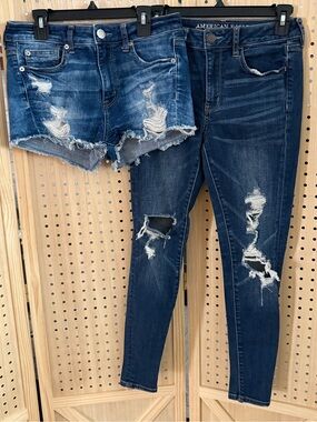 American Eagle Outfitters Distressed Dark Blue Skinny Jeans and shorts